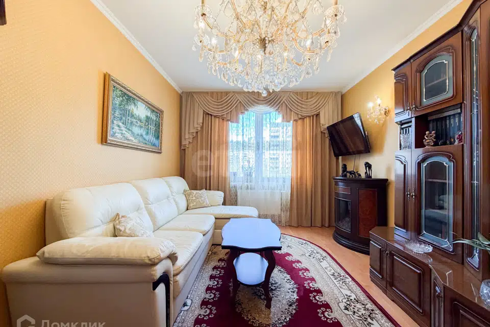 Продаётся 2-комнатная квартира, 72.2 м²