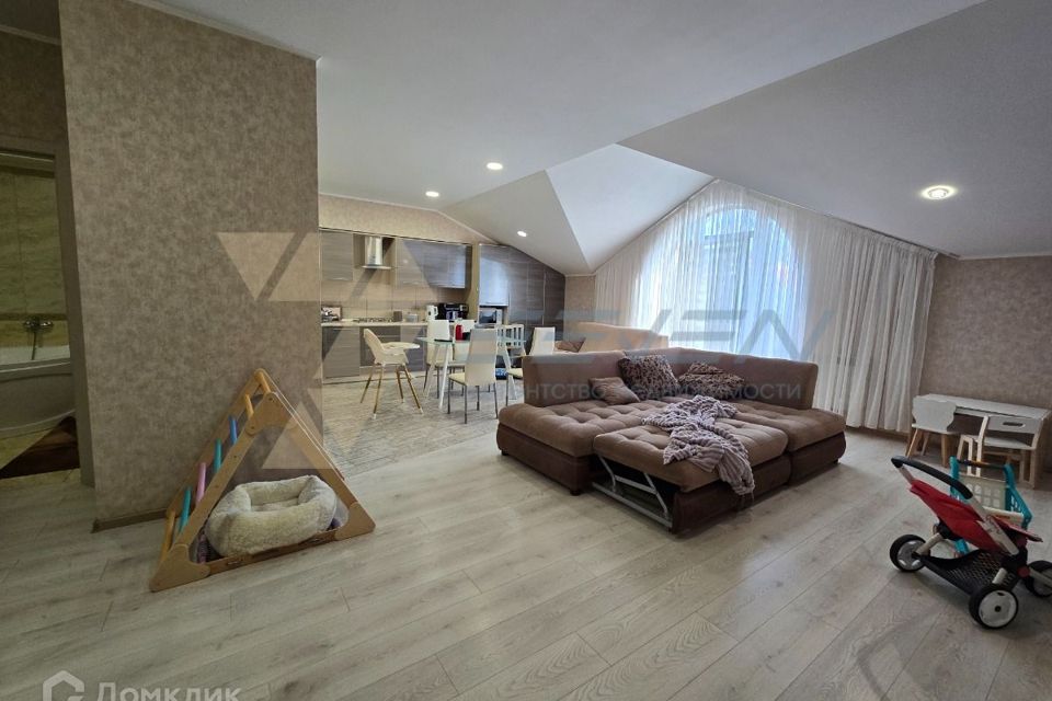 Продаётся 2-комнатная квартира, 84 м²