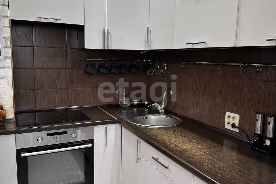 Продаётся 2-комнатная квартира, 57 м²