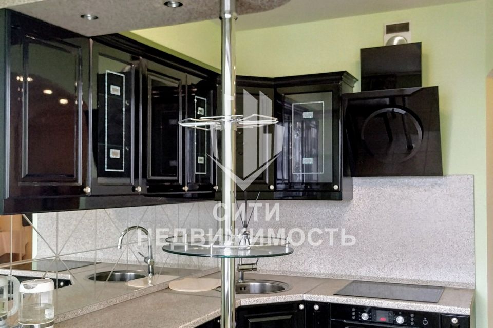 Сдаётся 2-комнатная квартира, 55 м²