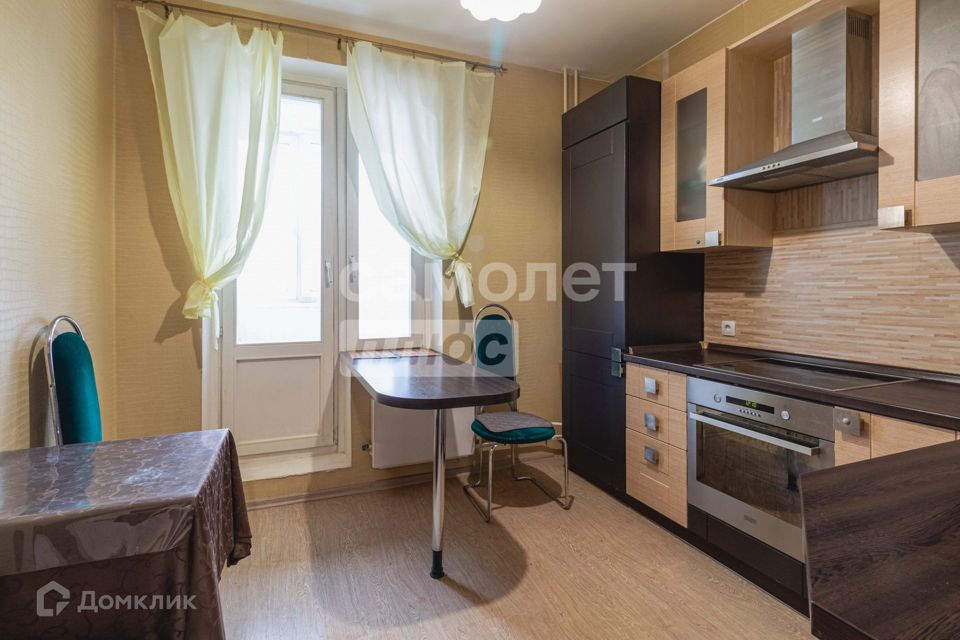 Продаётся 2-комнатная квартира, 53.7 м²