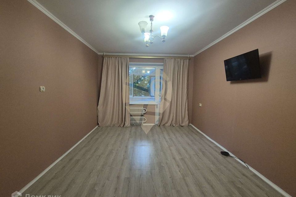 Продаётся 1-комнатная квартира, 37 м²