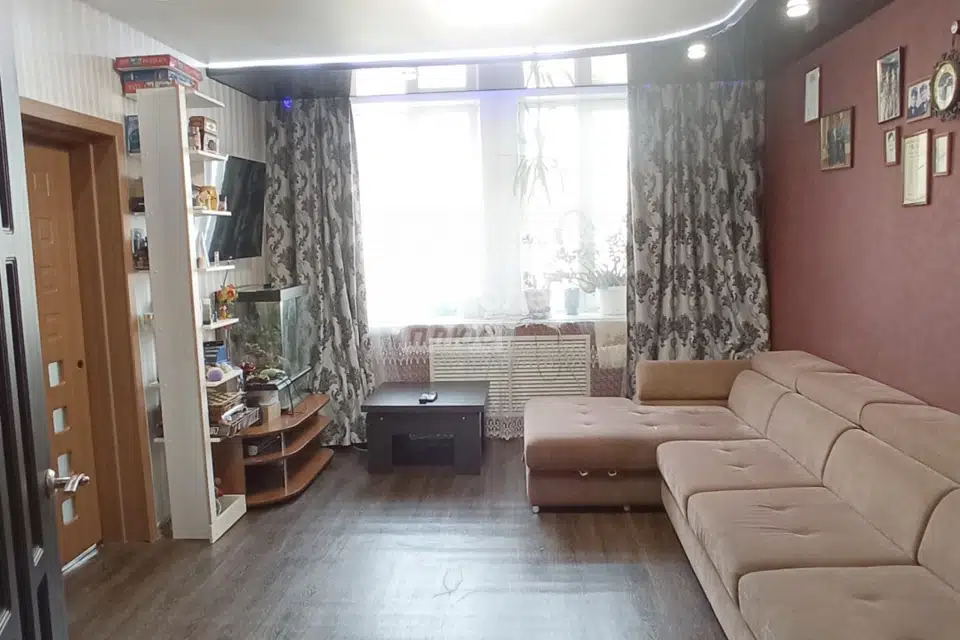 Продаётся 4-комнатная квартира, 81 м²
