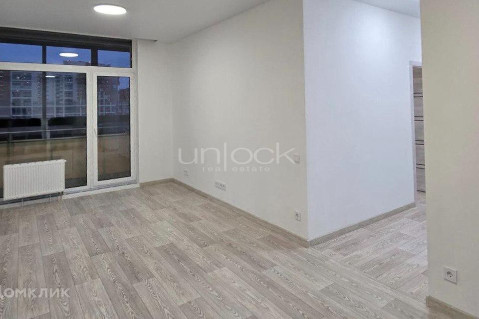 Продаётся 3-комнатная квартира, 69.7 м²