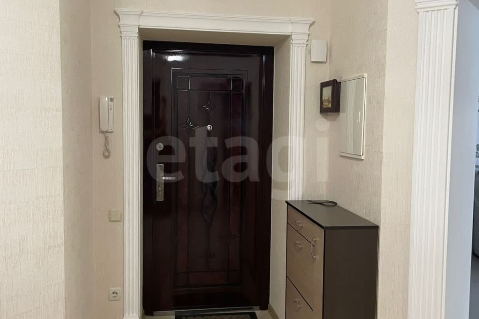 Продаётся 2-комнатная квартира, 65 м²
