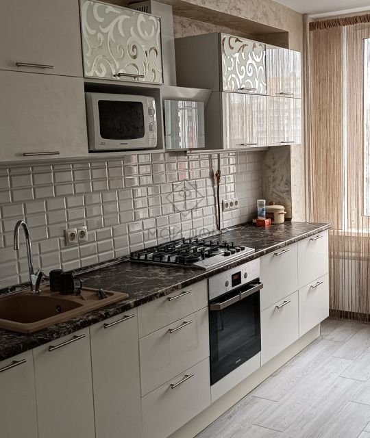 Сдаётся 1-комнатная квартира, 40 м²