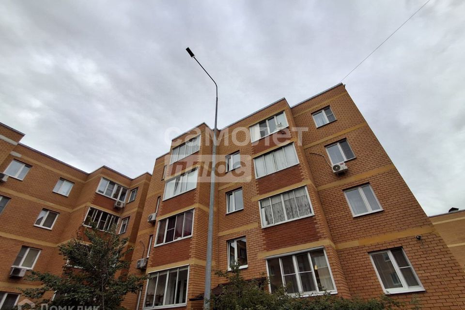 Продаётся 2-комнатная квартира, 41.8 м²
