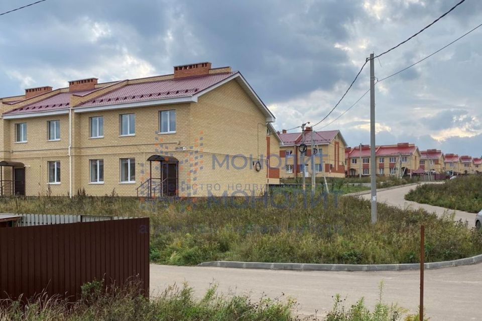 Поселок парышево нижний. Поселок новинка. Таунхаус Великий Новгород.