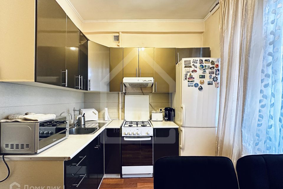 Продаётся 3-комнатная квартира, 62.8 м²