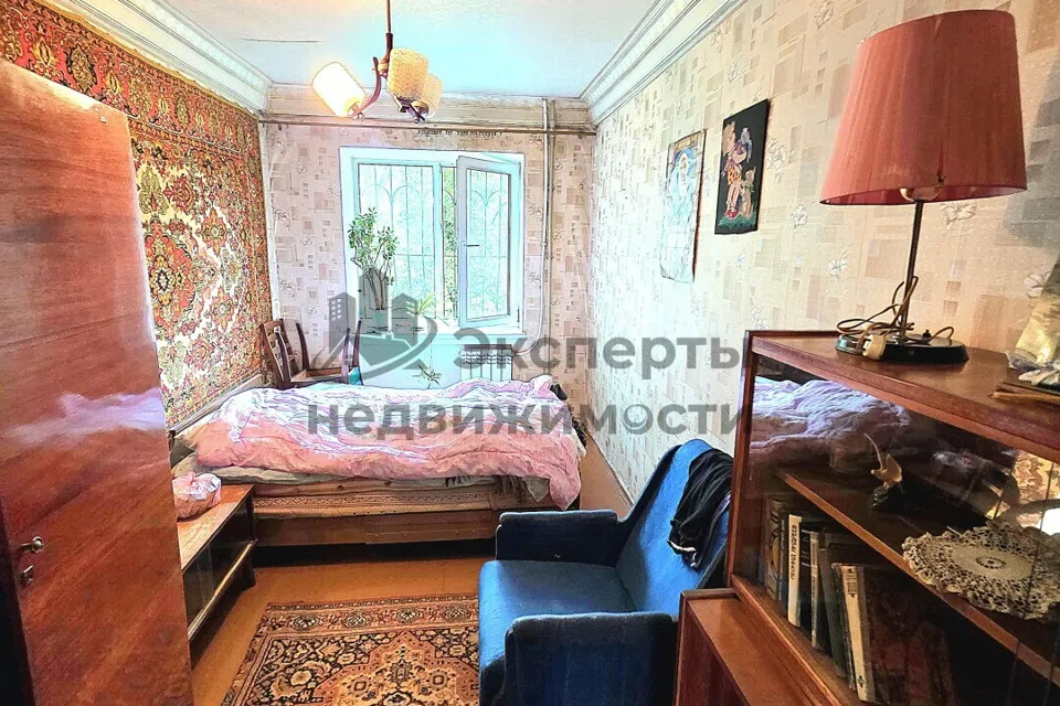 Продаётся 3-комнатная квартира, 53.6 м²
