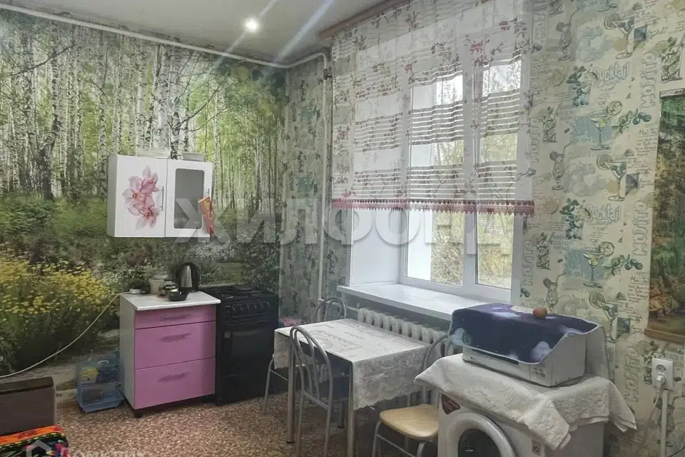 Продаётся 1-комнатная квартира, 42.4 м²