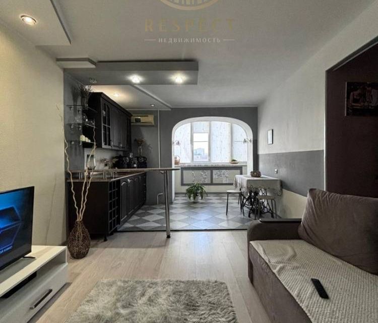 Продаётся 3-комнатная квартира, 60 м²