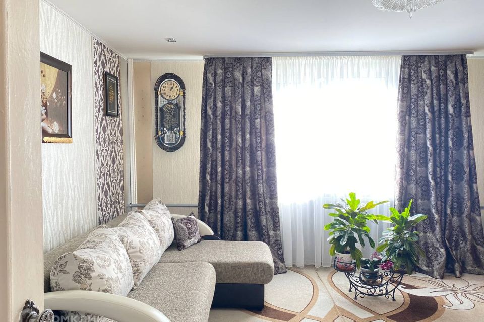 Продаётся 3-комнатная квартира, 77.4 м²