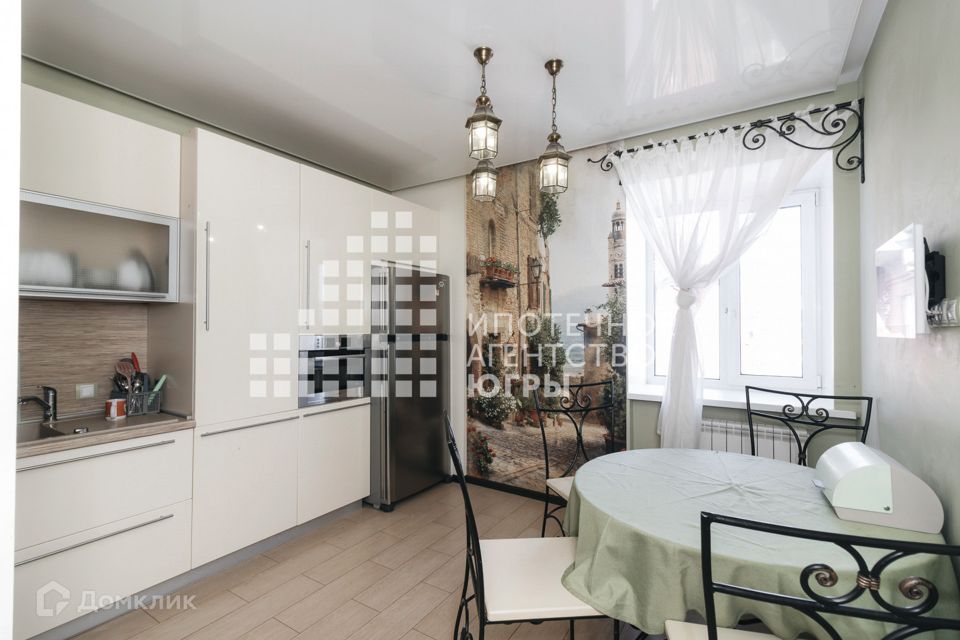 Продаётся 4-комнатная квартира, 93.6 м²