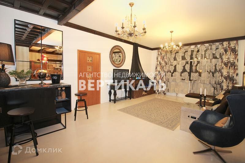 Сдаётся 4-комнатная квартира, 100 м²