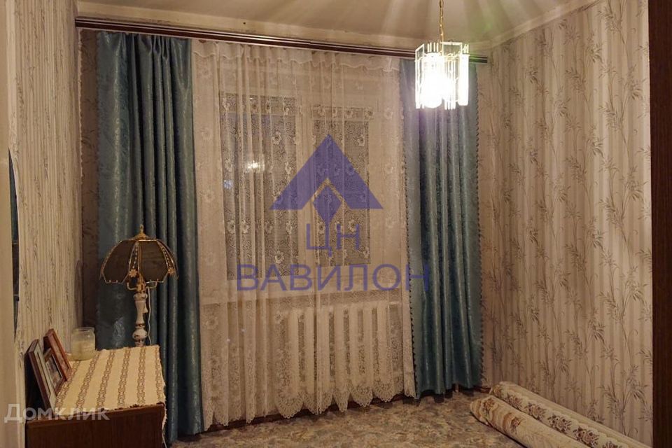 Продаётся 4-комнатная квартира, 80.4 м²
