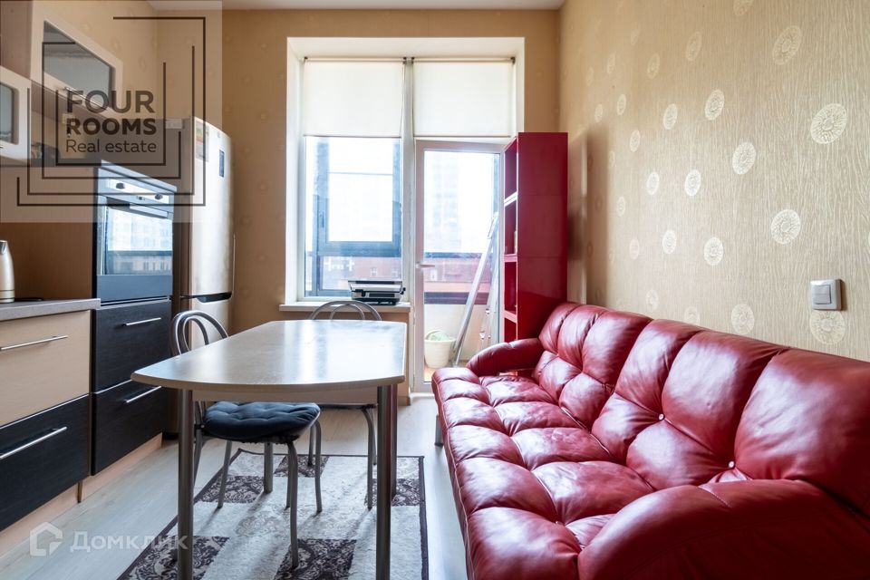 Продаётся 1-комнатная квартира, 42.4 м²