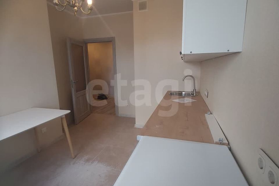 Продаётся 1-комнатная квартира, 35.9 м²