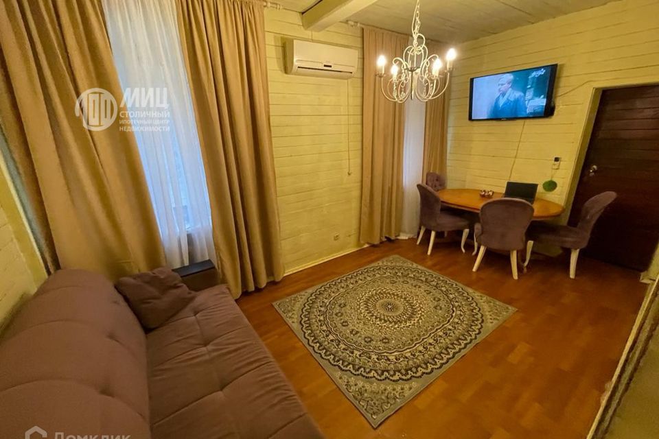 Продаётся 3-комнатная квартира, 60 м²
