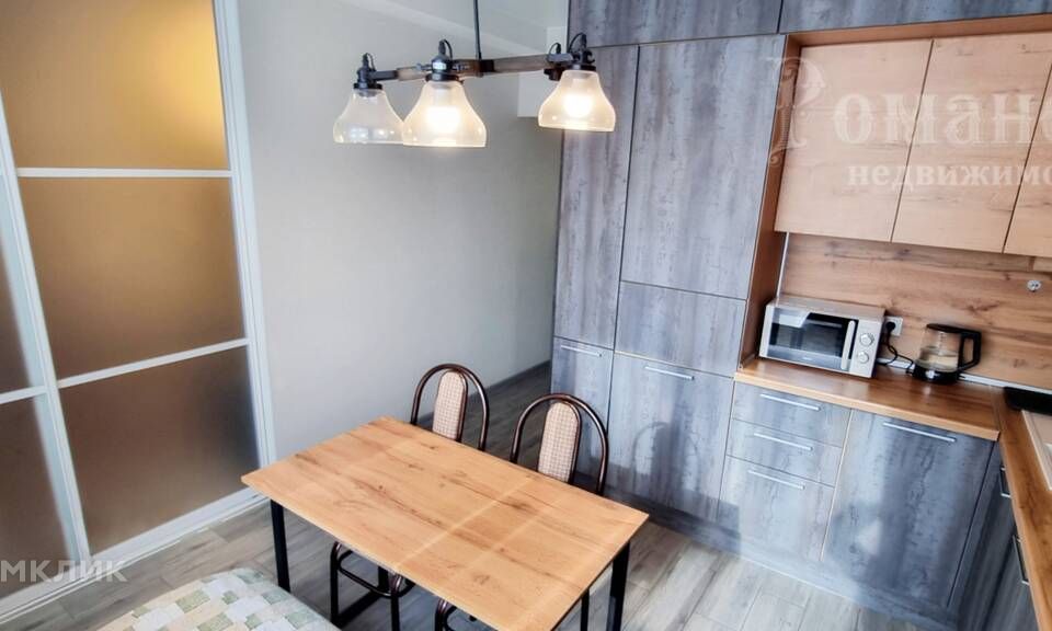 Продаётся 1-комнатная квартира, 39.8 м²