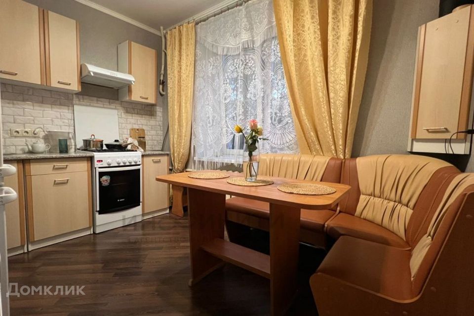 Продаётся 1-комнатная квартира, 35.2 м²