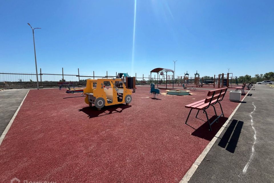 Продаётся 1-комнатная квартира, 58 м²