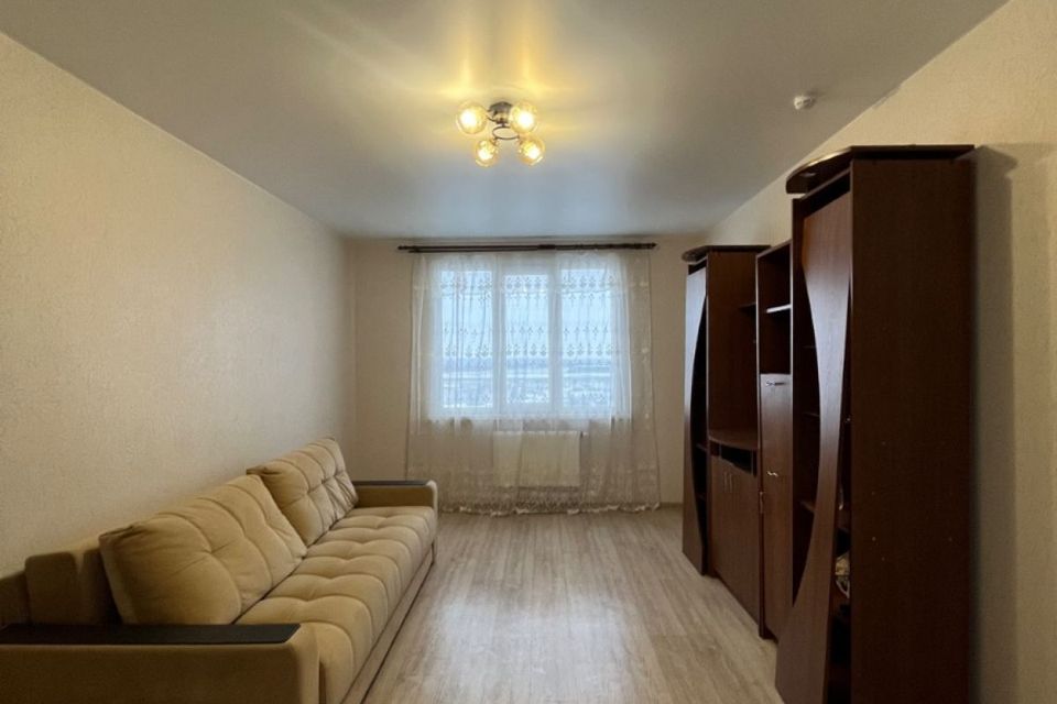 Сдаётся 2-комнатная квартира, 58 м²