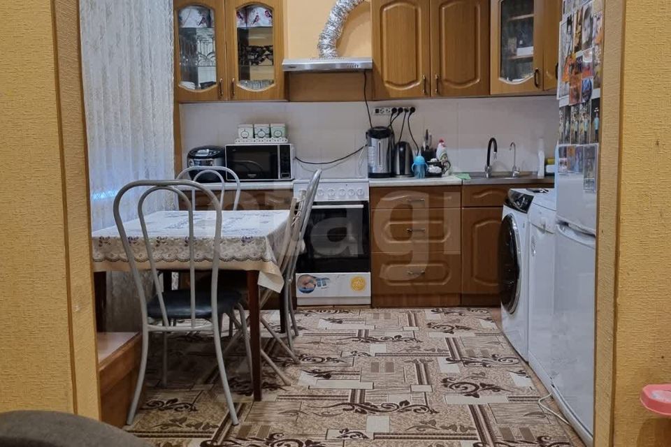 Продаётся 3-комнатная квартира, 65.6 м²