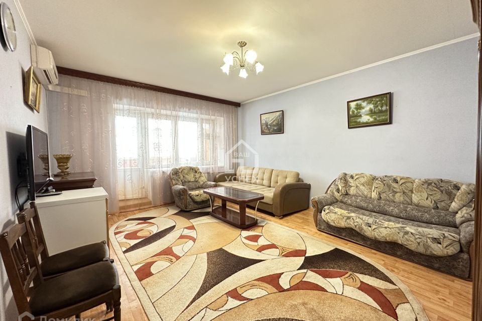 Продаётся 3-комнатная квартира, 110.8 м²