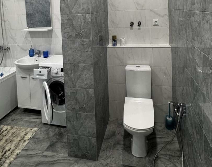 Сдаётся 2-комнатная квартира, 53 м²