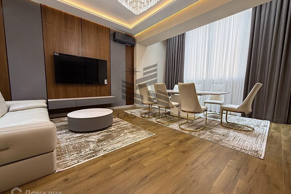 Сдаётся 3-комнатная квартира, 120 м²