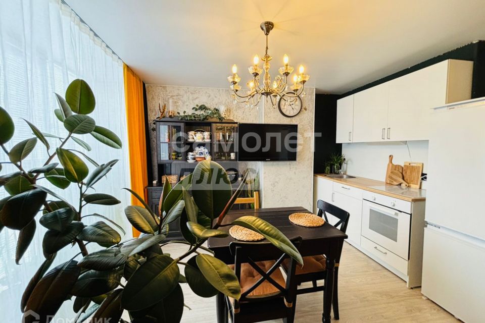 Продаётся 1-комнатная квартира, 48.9 м²