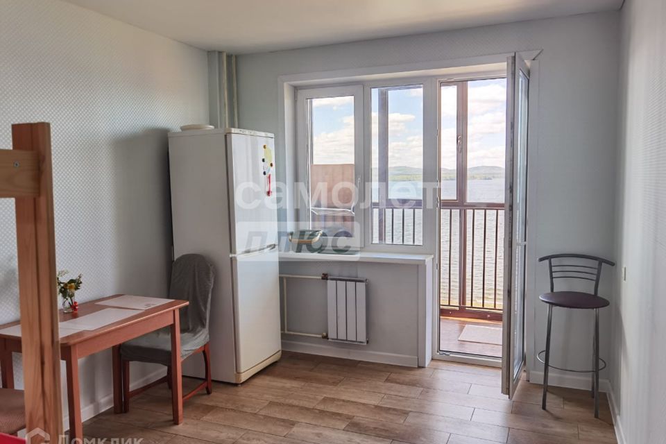 Продаётся 1-комнатная квартира, 48.3 м²
