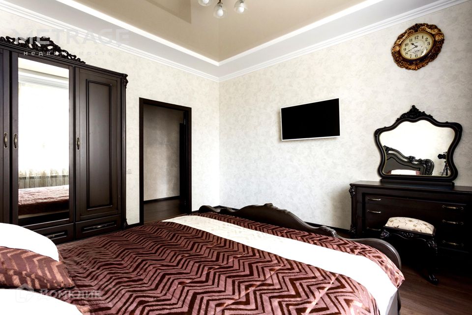 Продаётся 1-комнатная квартира, 41.8 м²