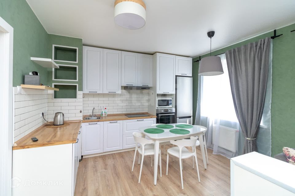 Сдаётся 1-комнатная квартира, 50 м²