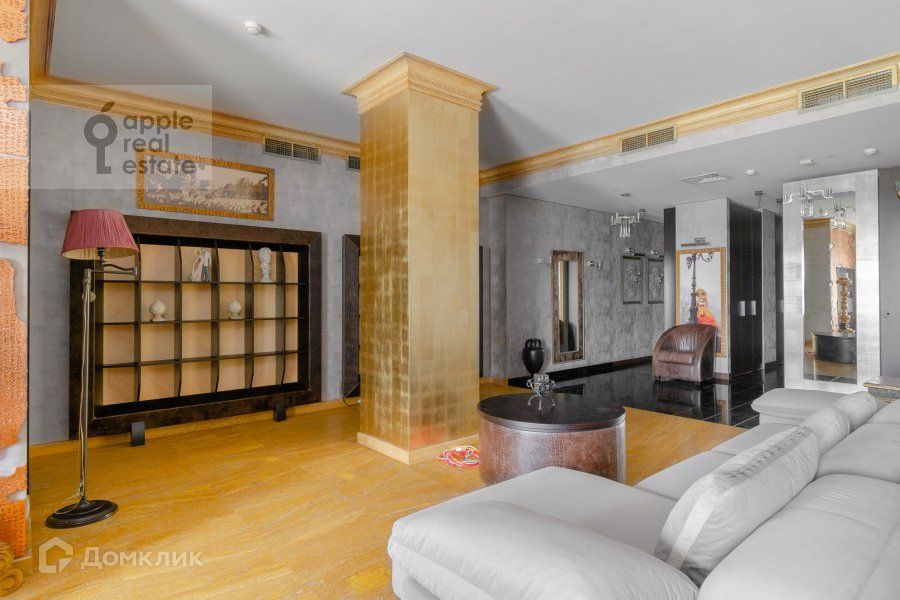 Сдаётся 4-комнатная квартира, 194.6 м²