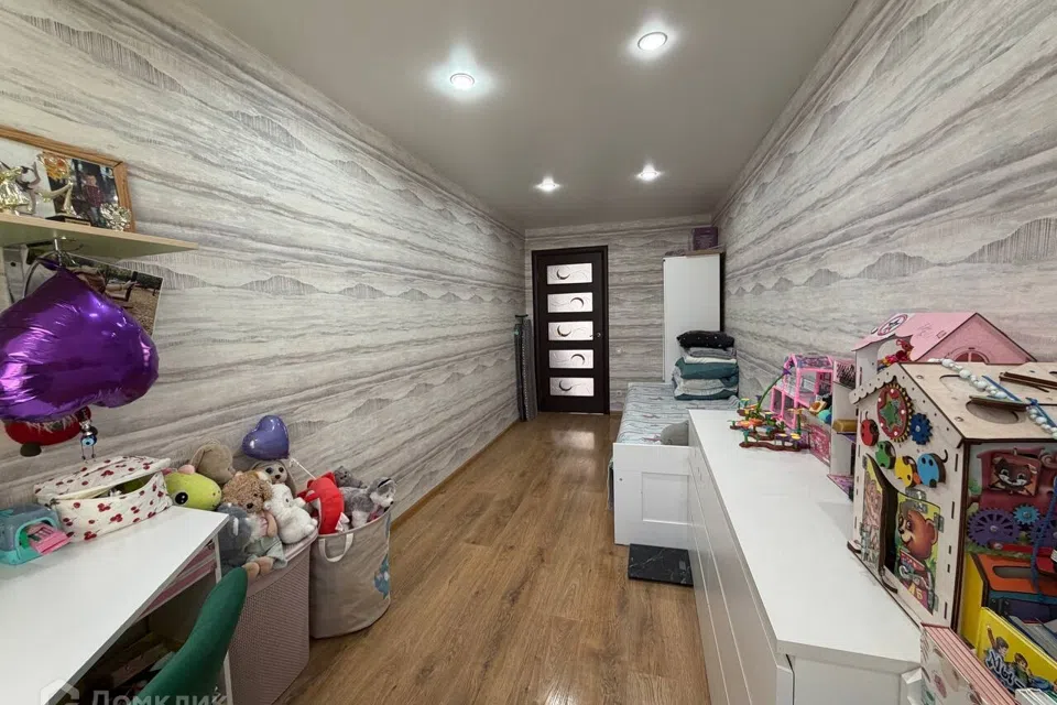 Продаётся 3-комнатная квартира, 56 м²