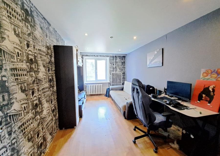 Продаётся 4-комнатная квартира, 89.6 м²