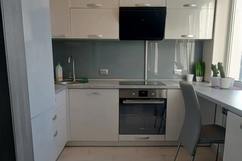 Продаётся 3-комнатная квартира, 61.3 м²