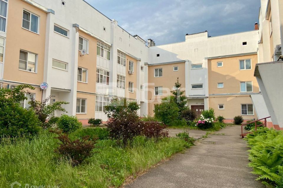 Продаётся 2-комнатная квартира, 52.3 м²