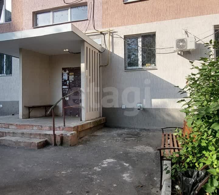 Продаётся 3-комнатная квартира, 63 м²