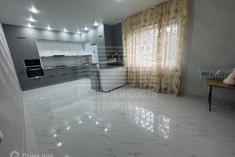 Продаётся 2-этажный дом, 123 м²