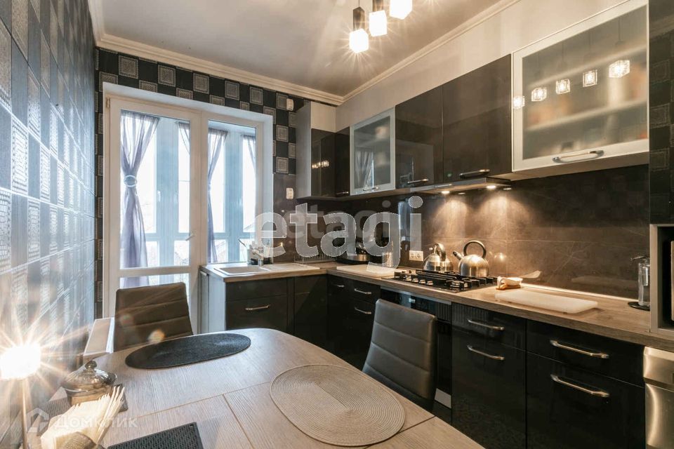 Продаётся 1-комнатная квартира, 41.1 м²