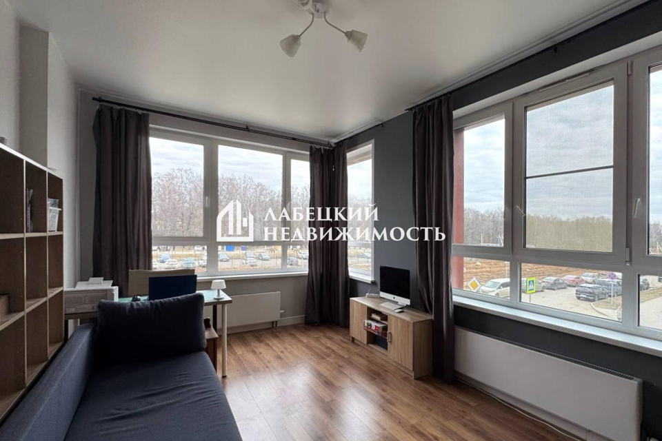 Продаётся 4-комнатная квартира, 101.8 м²