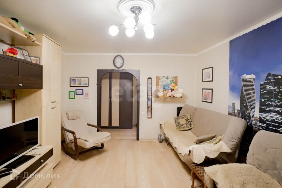 Продаётся 4-комнатная квартира, 79 м²