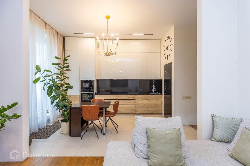 Продаётся 3-комнатная квартира, 80 м²