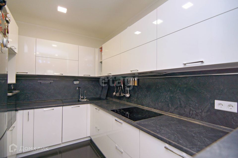 Продаётся 3-комнатная квартира, 102.9 м²