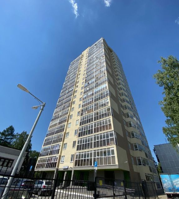 Продаётся 1-комнатная квартира, 40.2 м²