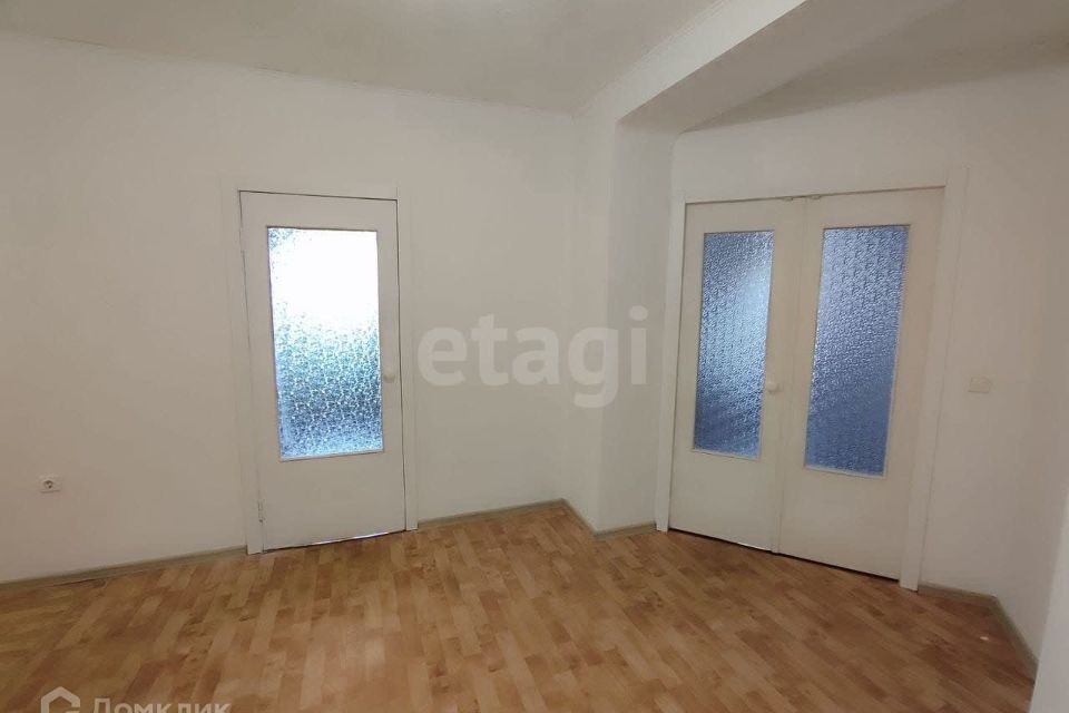 Продаётся 2-комнатная квартира, 61.4 м²