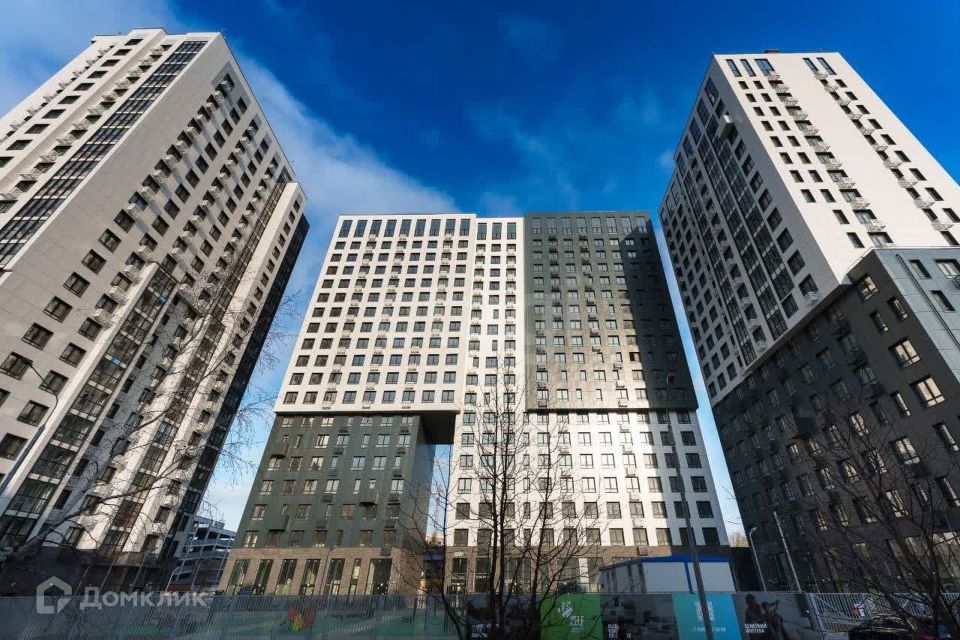 Продаётся 1-комнатная квартира, 43.7 м²